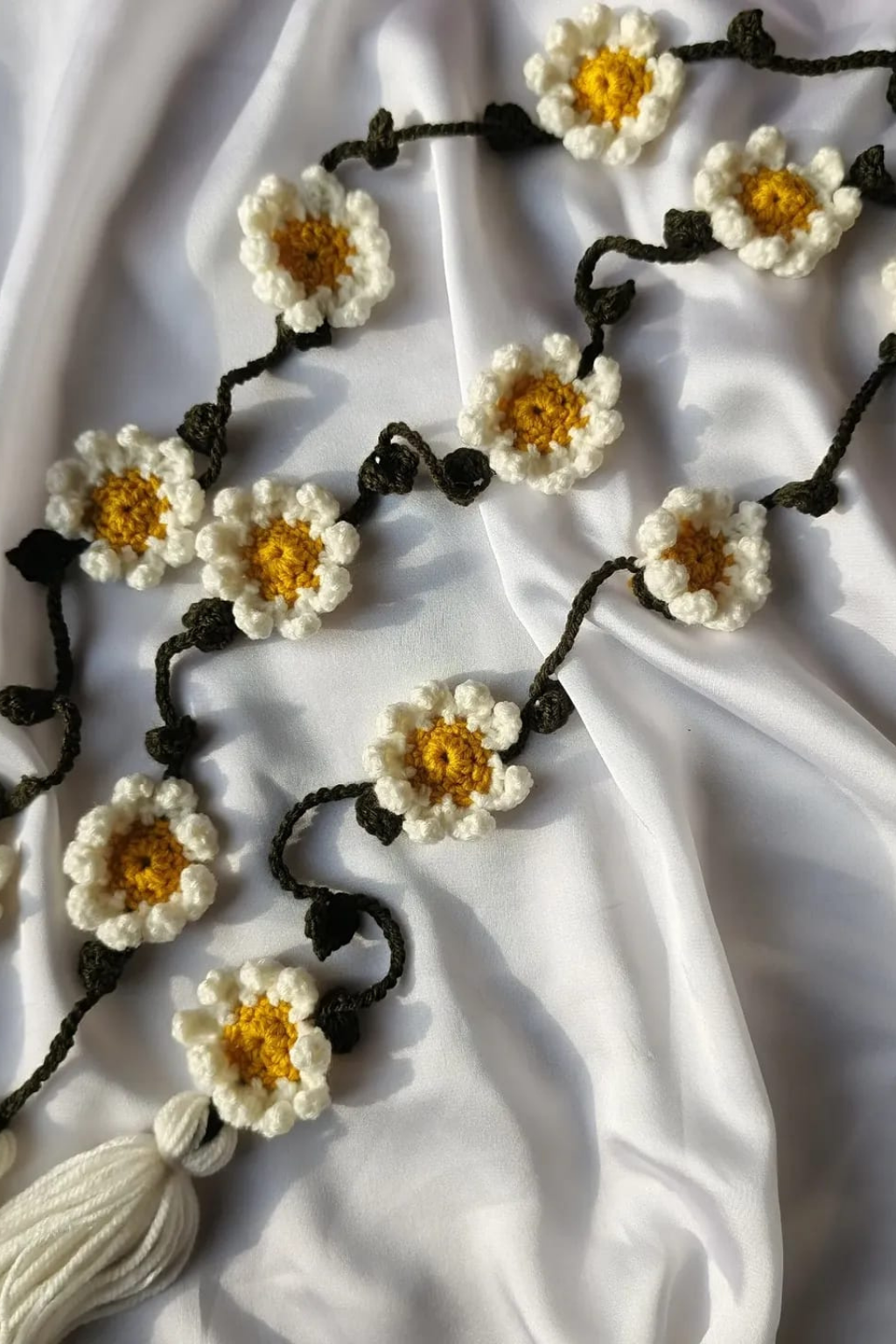 Daisy Noor Paranda – Har Zulf Mein Bahar Ki Muskurahat.
