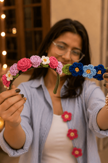 Pack Of 2 - Rose tiara (headband) + Alligator pin (2 pieces )
