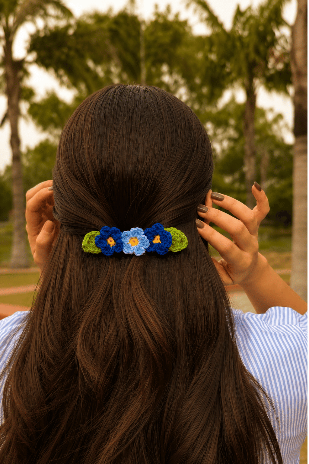 Pack Of 2 - Rose tiara (headband) + Alligator pin (2 pieces )