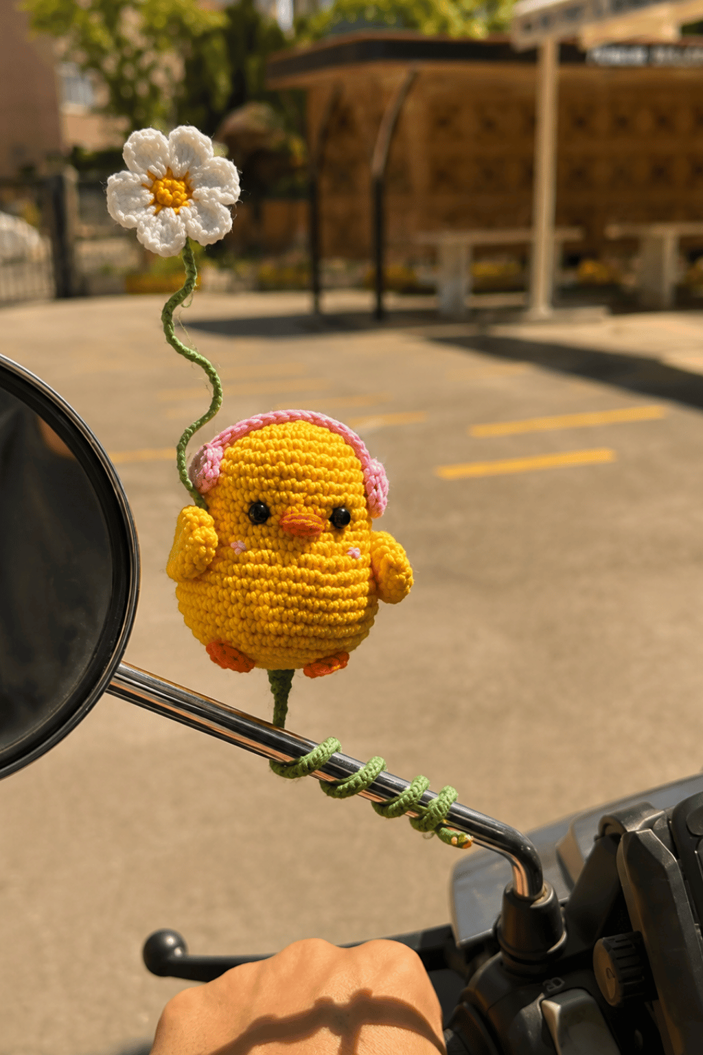 Chick with daisy scooty charm
